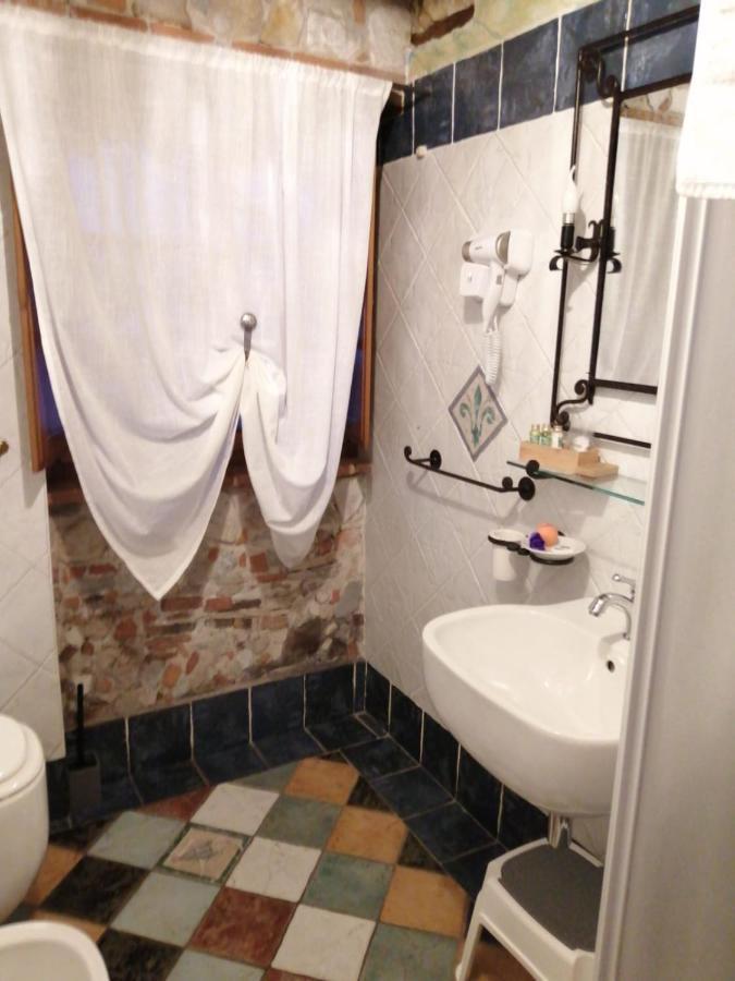 Corte Di Re Artù Lucques Extérieur photo