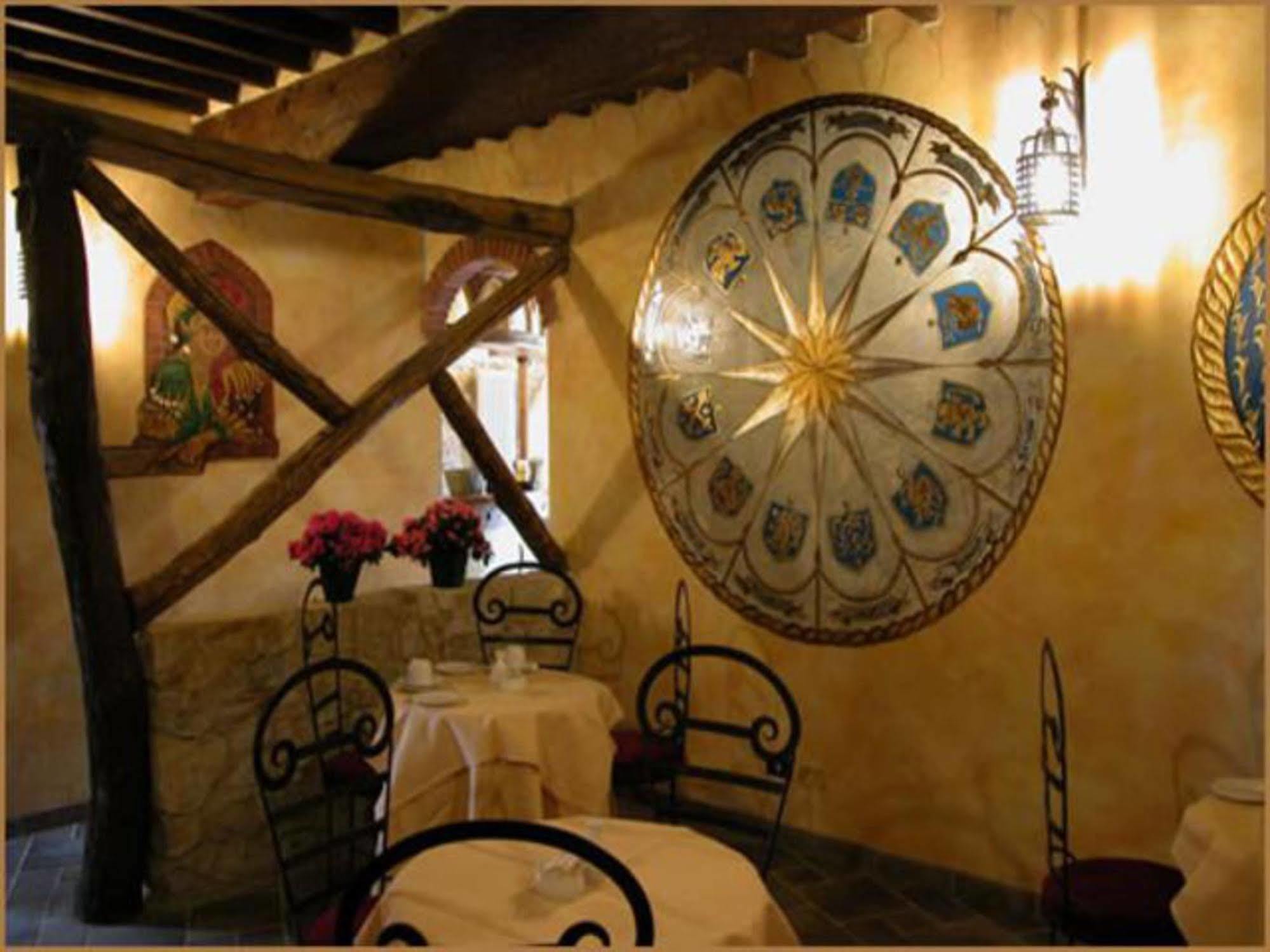 Corte Di Re Artù Lucques Extérieur photo